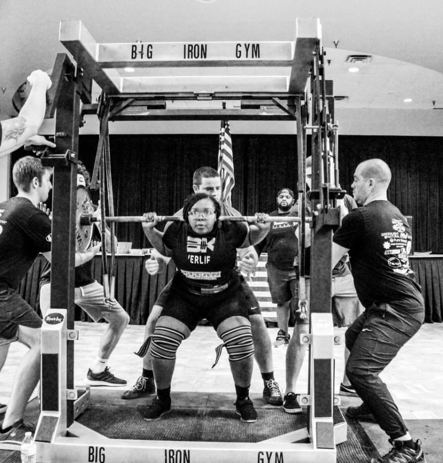 Powerlifting freshman shows promise, breaks two records during first practice