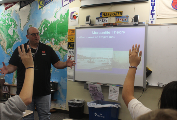 Scott Wilson mid-lesson with his U.S History class