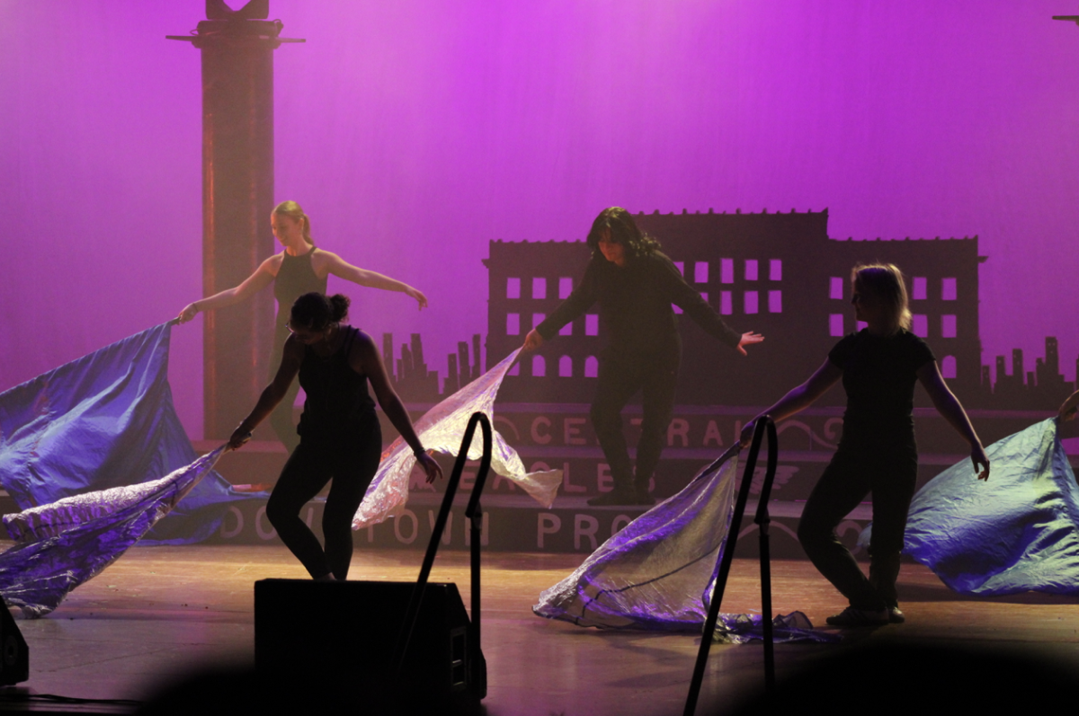 Central Colorguard performing at the 112th roadshow matinee